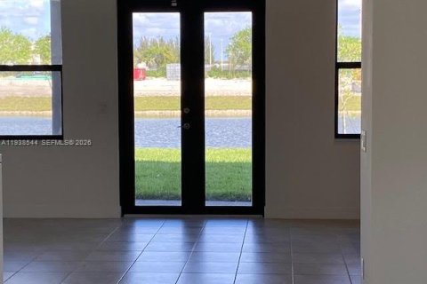 House in Miramar, Florida 4 bedrooms, 251.21 sq.m. № 1997400 - photo 16