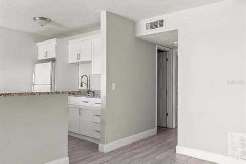 Copropriété à louer à Tampa, Floride: 1 chambre, 70.61 m2 № 2416956 - photo 11
