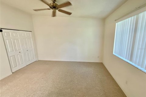 Townhouse in Largo, Florida 3 bedrooms, 135.73 sq.m. № 1900642 - photo 21