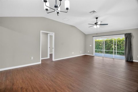 Villa ou maison à vendre à The Villages, Floride: 3 chambres, 140.47 m2 № 1914812 - photo 8
