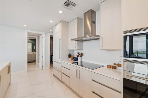 Купить кондоминиум в Тампа, Флорида 6 комнат, 282.05м2, № 2148551 - фото 12