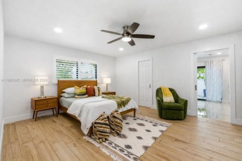 Купить виллу или дом в Пальметто-Бей, Флорида 4 спальни, 229.65м2, № 2049712 - фото 12