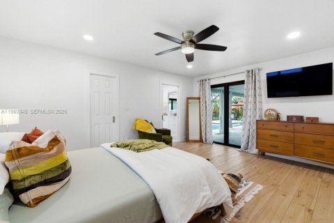 Купить виллу или дом в Пальметто-Бей, Флорида 4 спальни, 229.65м2, № 2049712 - фото 17