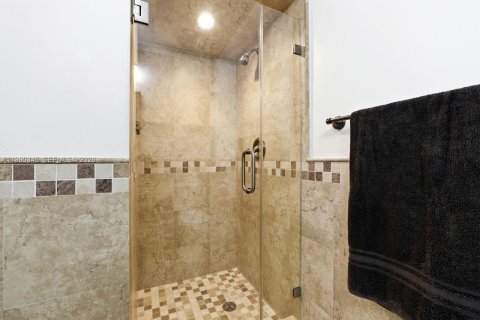 Купить виллу или дом в Пальметто-Бей, Флорида 4 спальни, 229.65м2, № 2049712 - фото 9