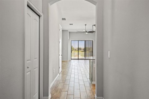 Casa en venta en Spring Hill, Florida, 4 dormitorios, 175.68 m2 № 1826339 - foto 25