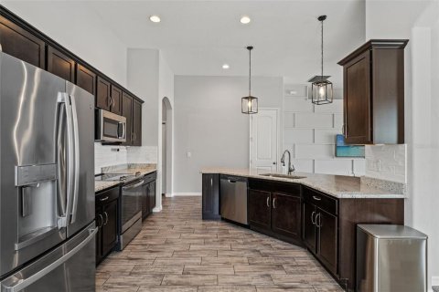 Casa en venta en Spring Hill, Florida, 4 dormitorios, 175.68 m2 № 1826339 - foto 9