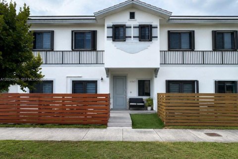 Touwnhouse à Homestead, Floride 4 chambres, 156.08 m2 № 2084884