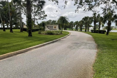 Villa ou maison à vendre à St. Lucie, Floride: 2 chambres, 131.92 m2 № 2245836 - photo 17