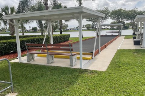 Villa ou maison à vendre à St. Lucie, Floride: 2 chambres, 131.92 m2 № 2245836 - photo 5