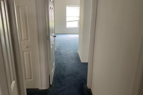 Villa ou maison à vendre à St. Lucie, Floride: 2 chambres, 131.92 m2 № 2245836 - photo 28