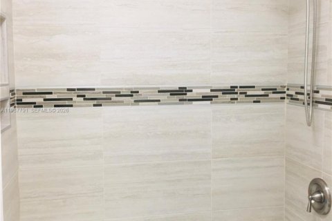 Townhouse in Lauderhill, Florida 2 bedrooms, 94.76 sq.m. № 1995432 - photo 15