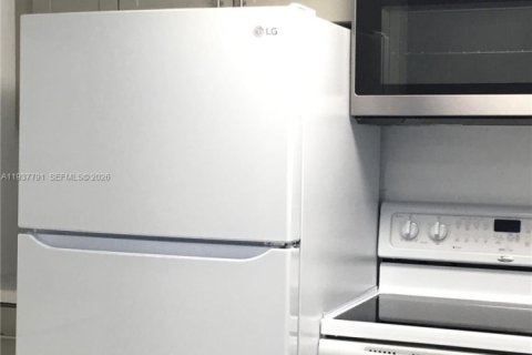 Townhouse in Lauderhill, Florida 2 bedrooms, 94.76 sq.m. № 1995432 - photo 19