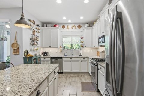 Townhouse in Sanford, Florida 3 bedrooms, 155.7 sq.m. № 2096140 - photo 13