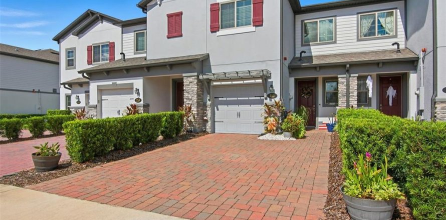Townhouse in Sanford, Florida 3 bedrooms, 155.7 sq.m. № 2096140
