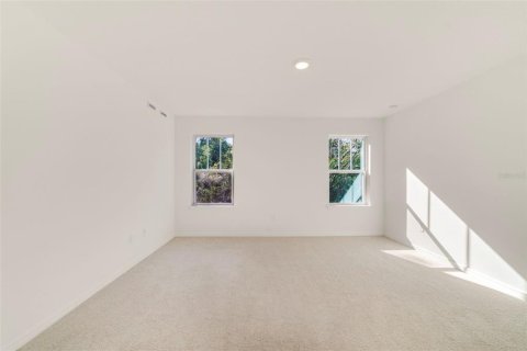 Townhouse in Oviedo, Florida 3 bedrooms, 165.74 sq.m. № 2390734 - photo 24