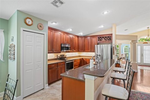 House in Spring Hill, Florida 3 bedrooms, 183.11 sq.m. № 1687530 - photo 10