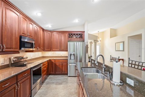 House in Spring Hill, Florida 3 bedrooms, 183.11 sq.m. № 1687530 - photo 12