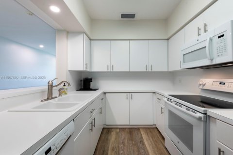 Adosado en alquiler en Pinecrest, Florida, 2 dormitorios, 120.59 m2 № 2030966 - foto 7