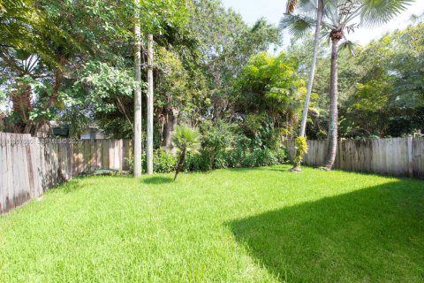 Adosado en alquiler en Pinecrest, Florida, 2 dormitorios, 120.59 m2 № 2030966 - foto 11