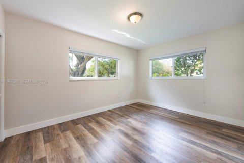 Adosado en alquiler en Pinecrest, Florida, 2 dormitorios, 120.59 m2 № 2030966 - foto 14