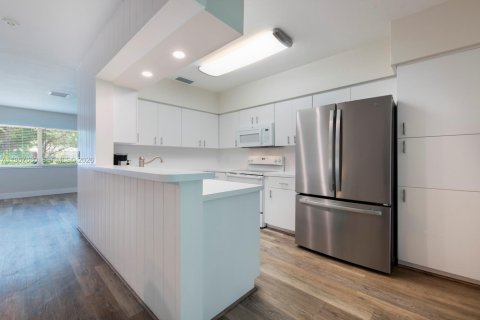 Adosado en alquiler en Pinecrest, Florida, 2 dormitorios, 120.59 m2 № 2030966 - foto 6