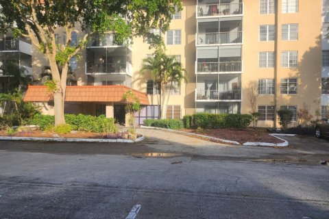 Condominio en Lauderhill, Florida, 2 dormitorios  № 2192934