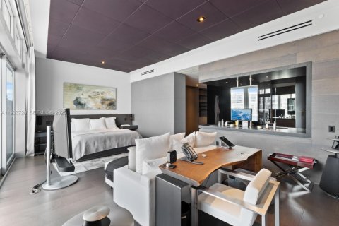 Купить кондоминиум в Майами, Флорида 3 спальни, 361.3м2, № 2035171 - фото 22