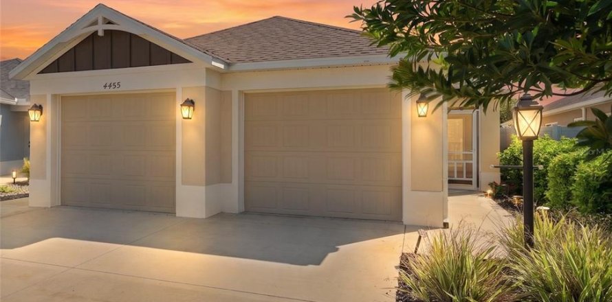 Villa ou maison à The Villages, Floride 3 chambres, 138.61 m2 № 2149642