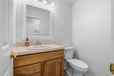 Villa ou maison à louer à Tampa, Floride: 4 chambres, 179.21 m2 № 2167748 - photo 1