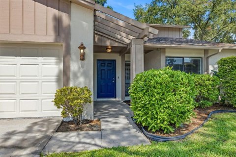 Villa ou maison à louer à Tampa, Floride: 4 chambres, 179.21 m2 № 2167748 - photo 12