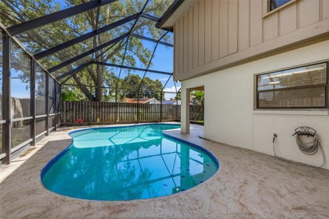 Villa ou maison à louer à Tampa, Floride: 4 chambres, 179.21 m2 № 2167748 - photo 10