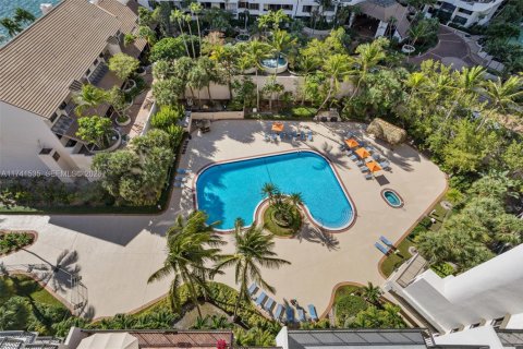 Condominio en venta en Miami, Florida, 2 dormitorios, 95.69 m2 № 2076932 - foto 19