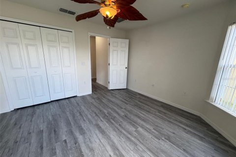 Casa en alquiler en Poinciana, Florida, 4 dormitorios, 166.2 m2 № 1900851 - foto 18
