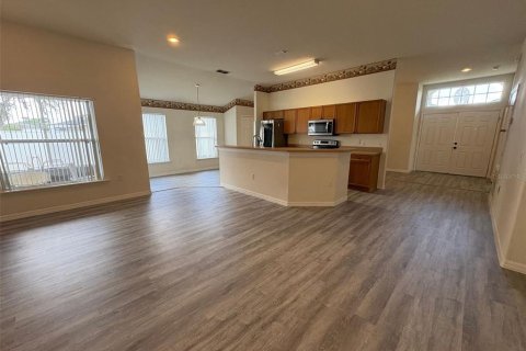 Casa en alquiler en Poinciana, Florida, 4 dormitorios, 166.2 m2 № 1900851 - foto 3