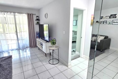 Copropriété à vendre à Coconut Creek, Floride: 2 chambres, 100.24 m2 № 1943813 - photo 3
