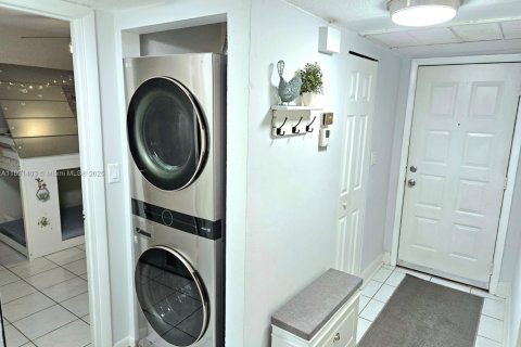 Copropriété à vendre à Coconut Creek, Floride: 2 chambres, 100.24 m2 № 1943813 - photo 7