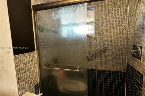 Copropriété à vendre à Miami, Floride: 1 chambre, 78.6 m2 № 1860223 - photo 13