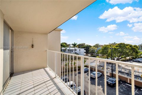 Copropriété à vendre à Miami, Floride: 1 chambre, 66.43 m2 № 2031503 - photo 17