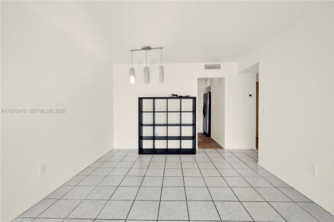 Copropriété à vendre à Miami, Floride: 1 chambre, 66.43 m2 № 2031503 - photo 8