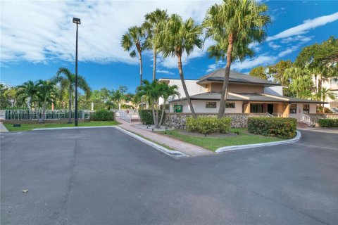 Copropriété à vendre à Miami, Floride: 1 chambre, 66.43 m2 № 2031503 - photo 18