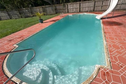 House in Lutz, Florida 3 bedrooms, 188.31 sq.m. № 1797398 - photo 5