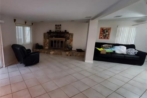 House in Lutz, Florida 3 bedrooms, 188.31 sq.m. № 1797398 - photo 10