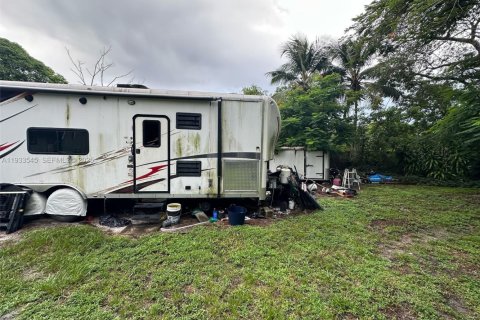 Casa en venta en Fort Lauderdale, Florida, 3 dormitorios, 147.34 m2 № 1992584 - foto 11