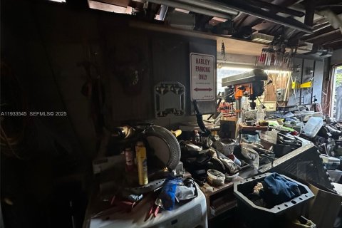 Casa en venta en Fort Lauderdale, Florida, 3 dormitorios, 147.34 m2 № 1992584 - foto 2