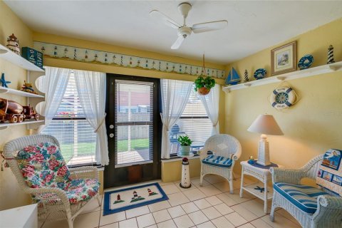 Duplex in Edgewater, Florida 2 bedrooms, 94.48 sq.m. № 1568772 - photo 20