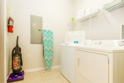 Condo in Orlando, Florida, 2 bedrooms № 2148671 - photo 21