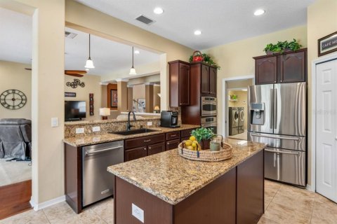 Villa ou maison à vendre à New Port Richey, Floride: 4 chambres, 339.65 m2 № 2214654 - photo 16