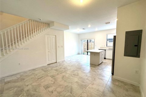 Townhouse in Homestead, Florida 3 bedrooms, 123.19 sq.m. № 1997820 - photo 7