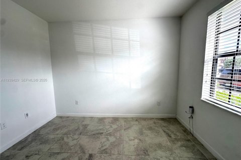Townhouse in Homestead, Florida 3 bedrooms, 123.19 sq.m. № 1997820 - photo 11