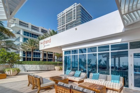 Copropriété à vendre à Miami Beach, Floride: 2 chambres, 102.47 m2 № 2336458 - photo 23